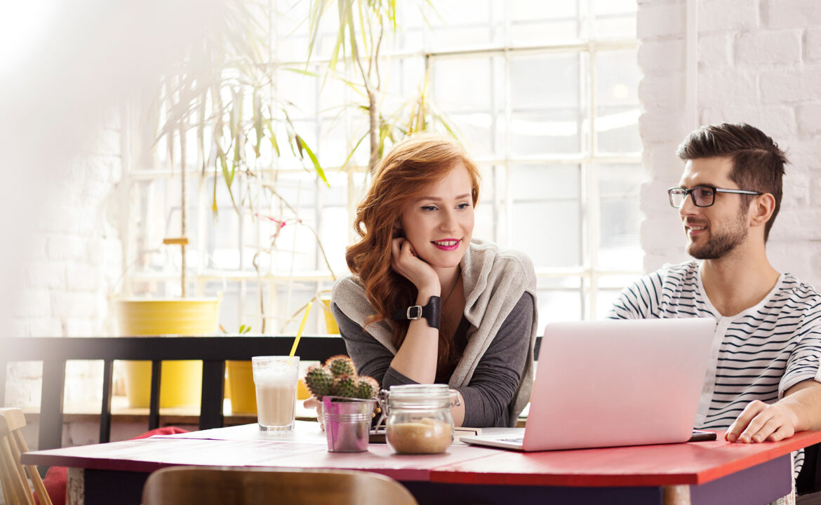 startup-owners-in-creative-interior-PKQXM6J